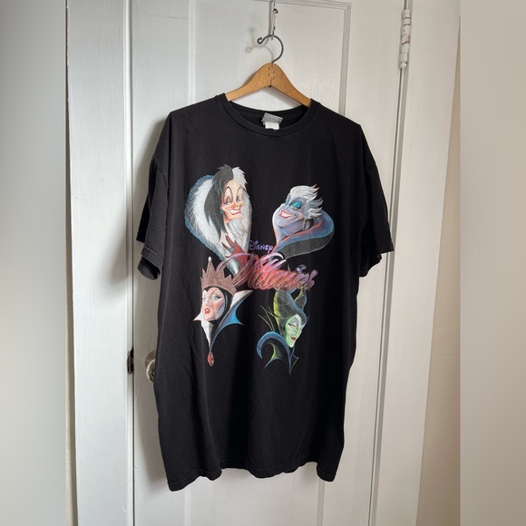 Vintage Disney’s Villains Shirt - Picture 1 of 5